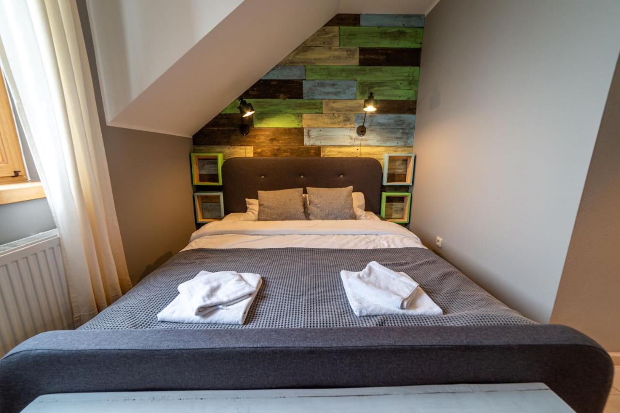 Gosciniec Szuwary Apartment ครูติน ภายนอก รูปภาพ