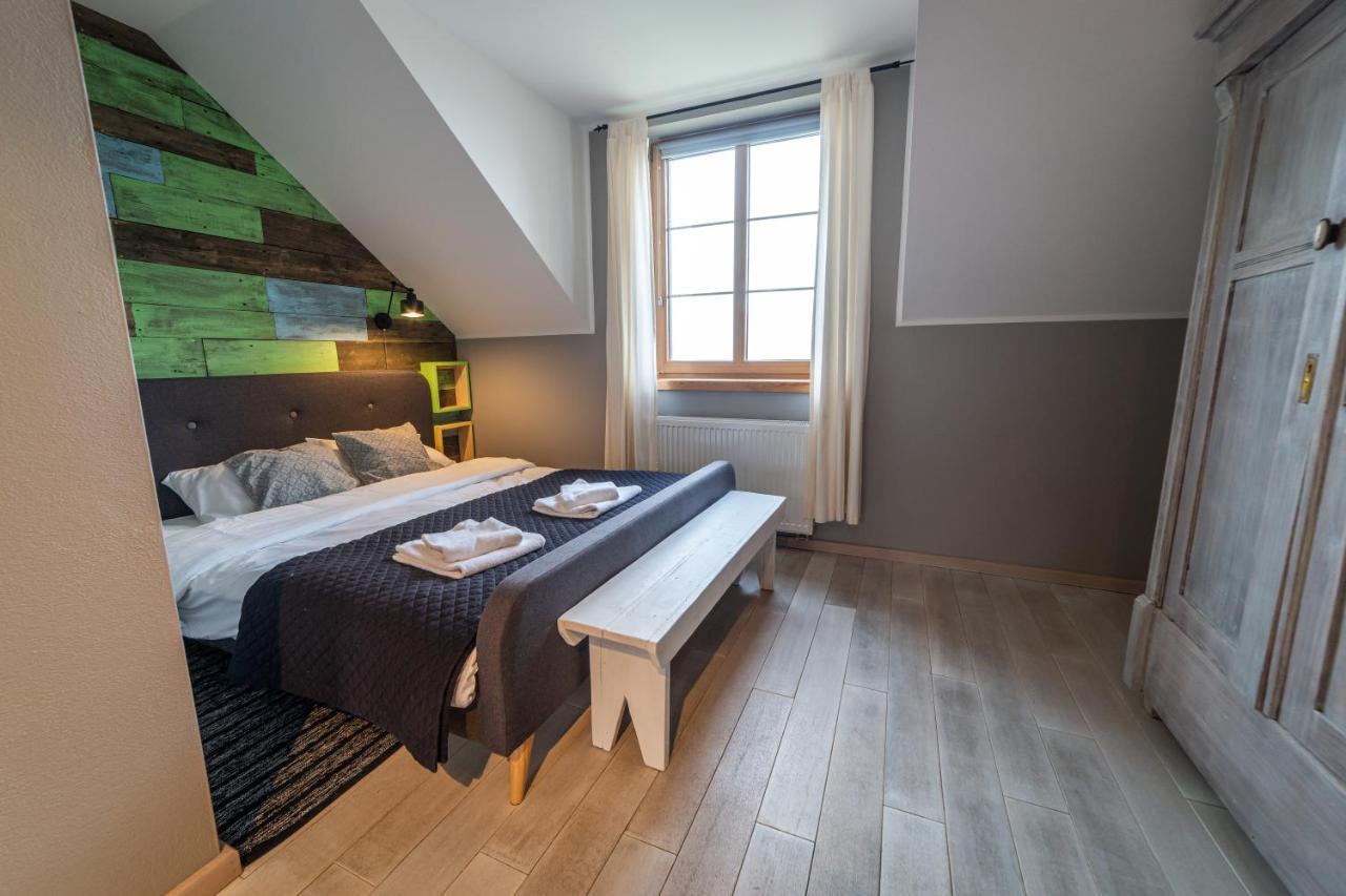Gosciniec Szuwary Apartment ครูติน ภายนอก รูปภาพ