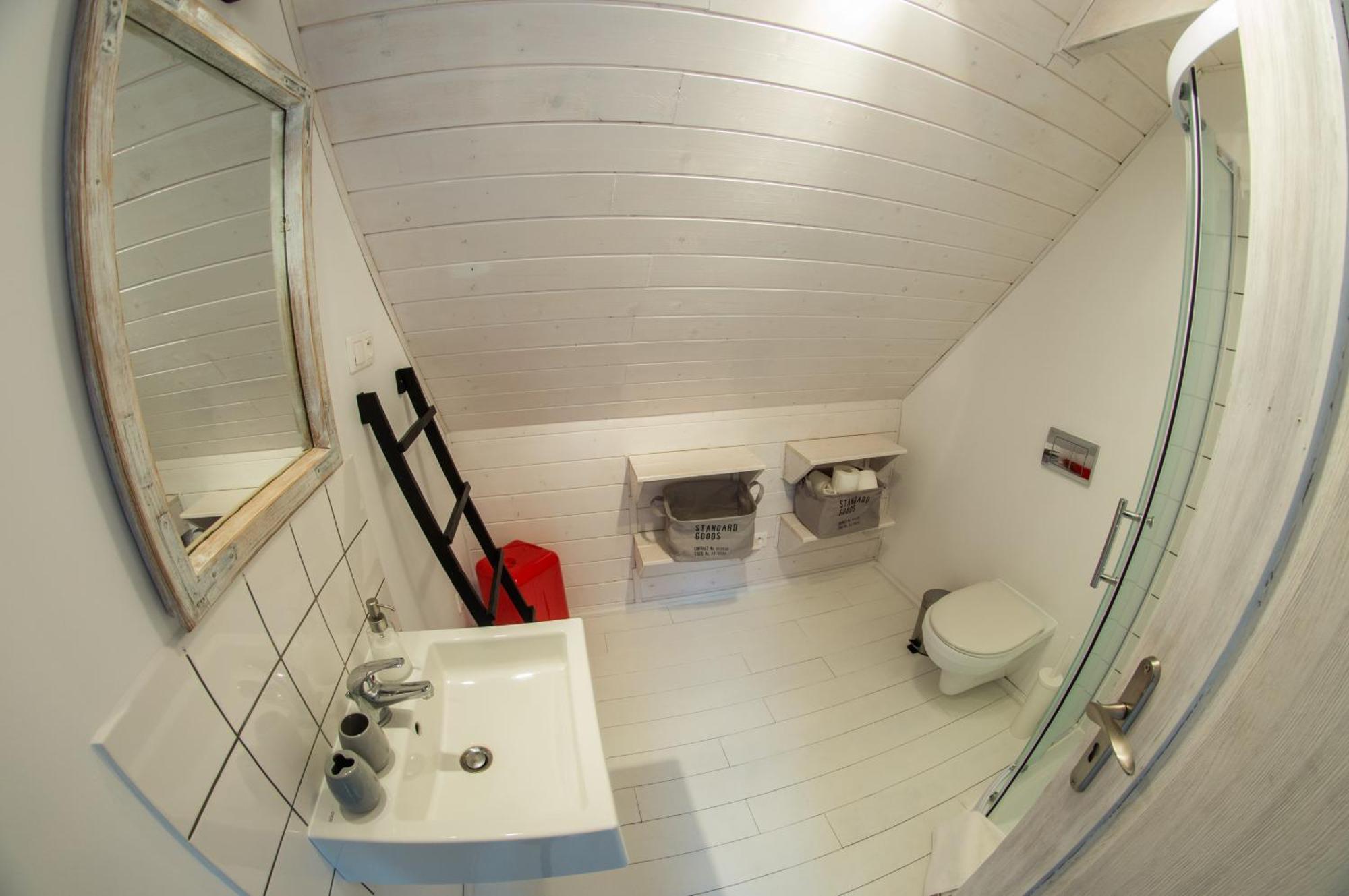 Gosciniec Szuwary Apartment ครูติน ภายนอก รูปภาพ